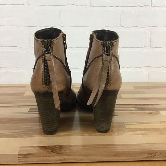 STEVE Madden leather ankle boots southwestern look cowboy size 7 tan brown rodeo - Picture 3 of 16